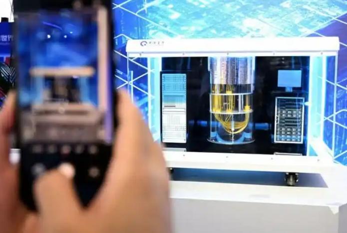 量子計(jì)算賦能全息未來 加州理工突破與微美全息生態(tài)創(chuàng)新的融合之路